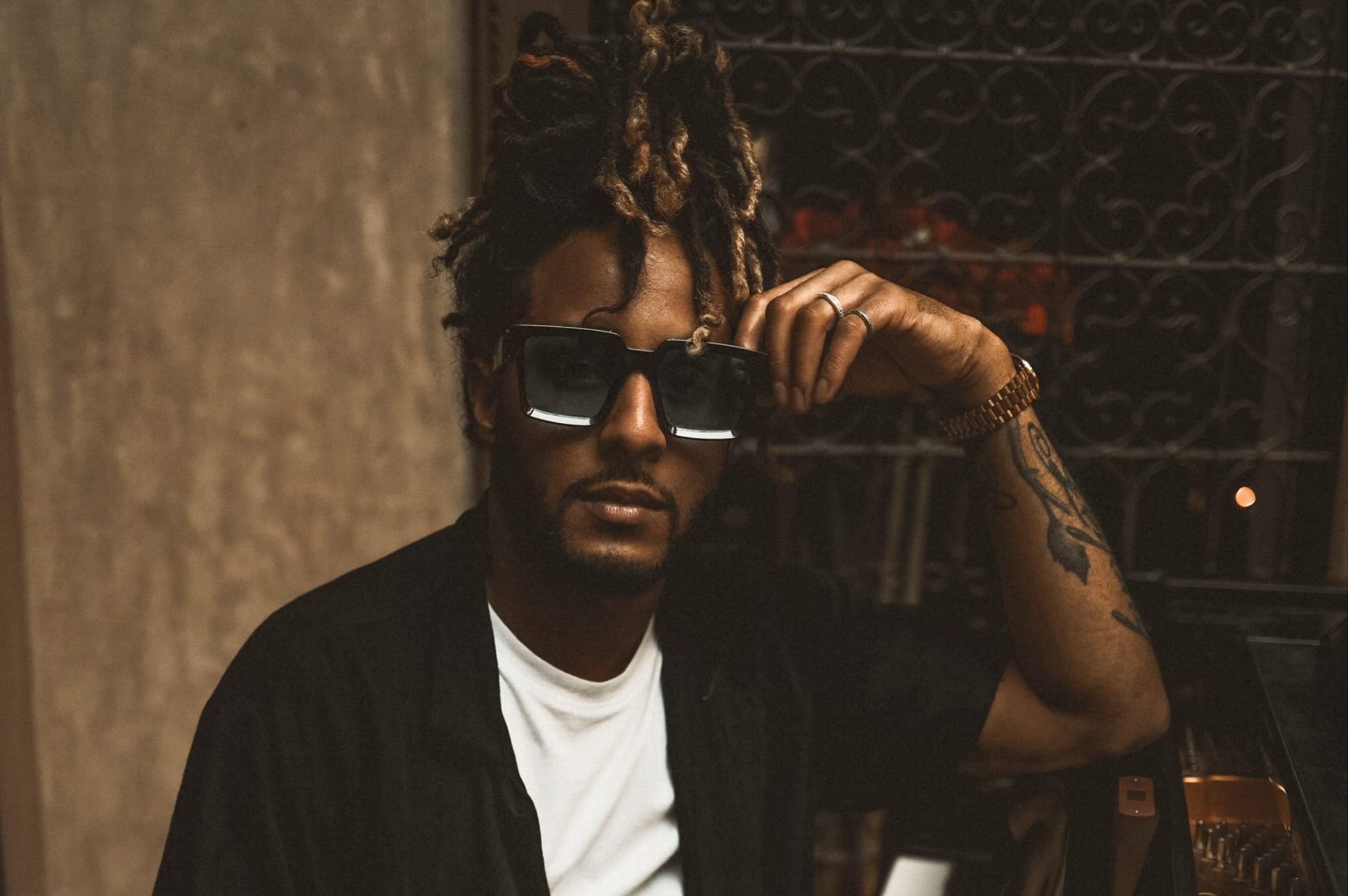 Rich T Makes Waves with Latest Album “Drowning In Waves” and Exciting Collaborations
