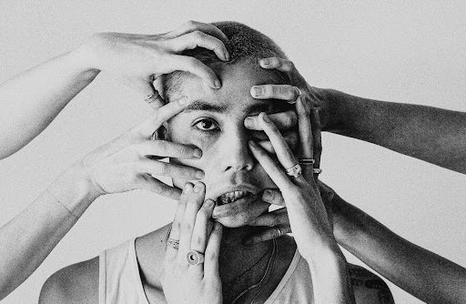 North Yorkshire’s Manta Unveils ‘Roundabouts in Therapy’ EP, Culminating in the Emotionally Charged Anthem ‘Thank Fuck