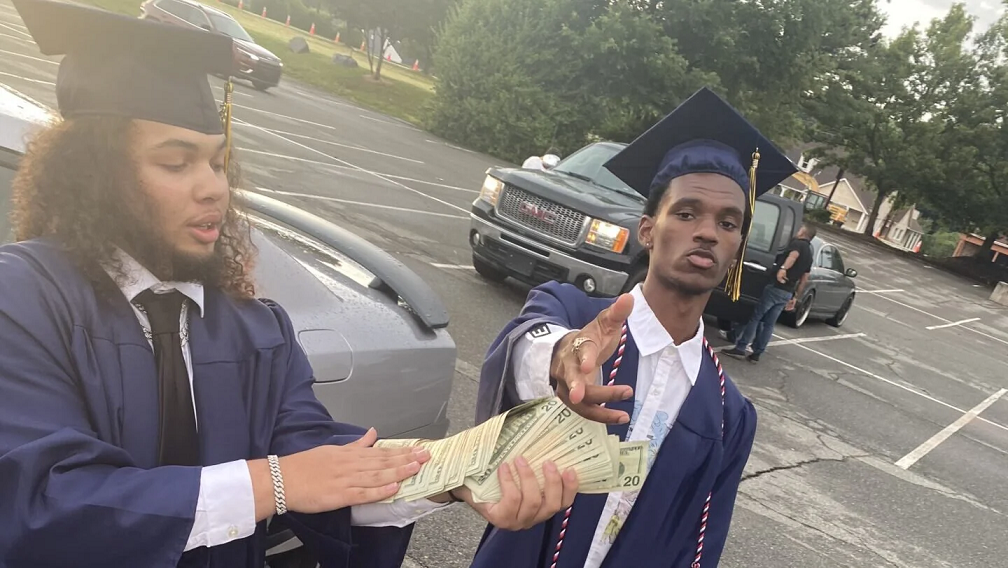 Meet Rising Artist Kejuan Servin