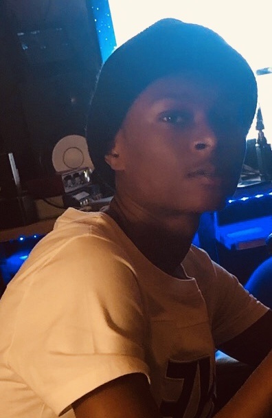 Exclusive Interview: Rising Artist Tk6yf