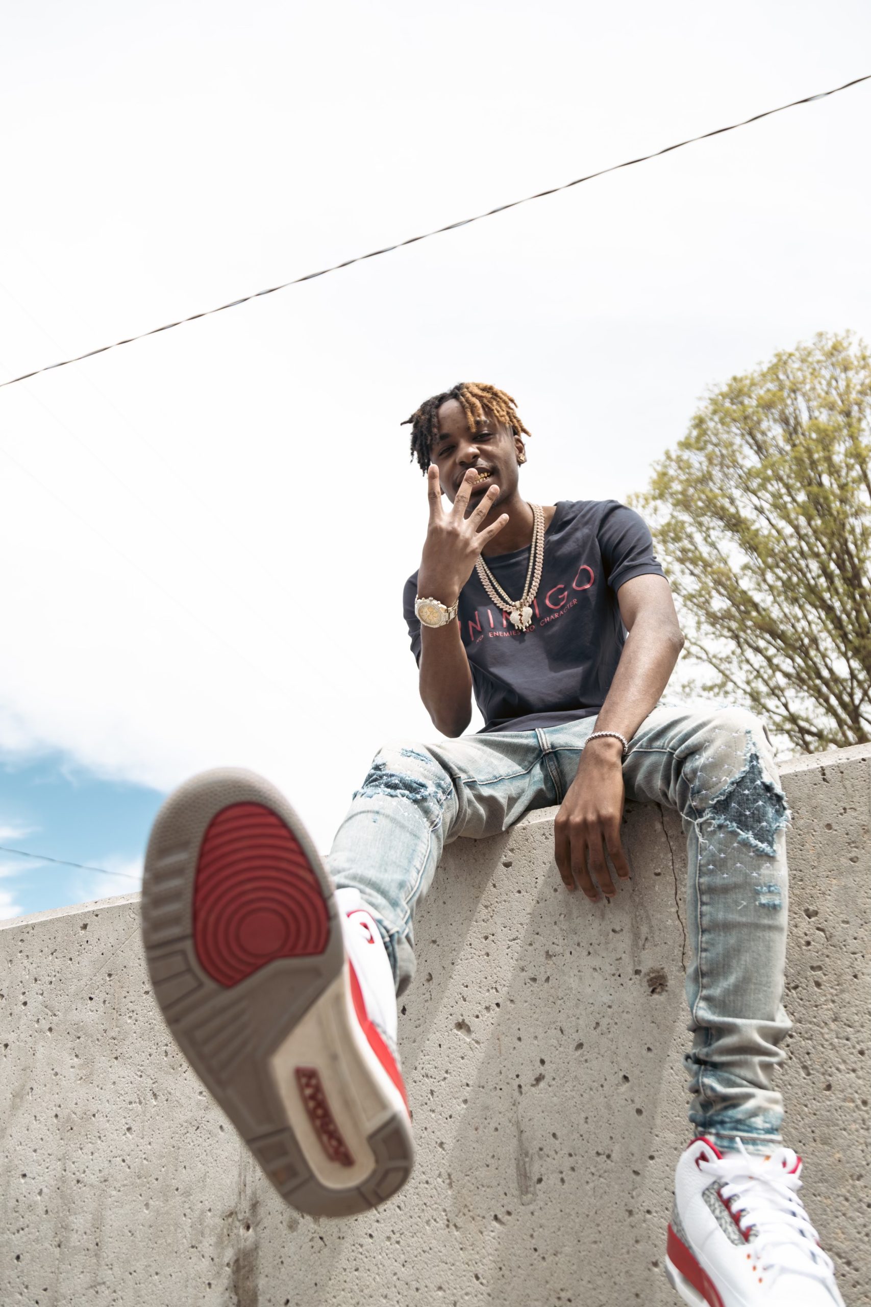 Creative Emerging Artist 24 Skateó Releases Debut Single “Jeremy Lin (Sins)” 