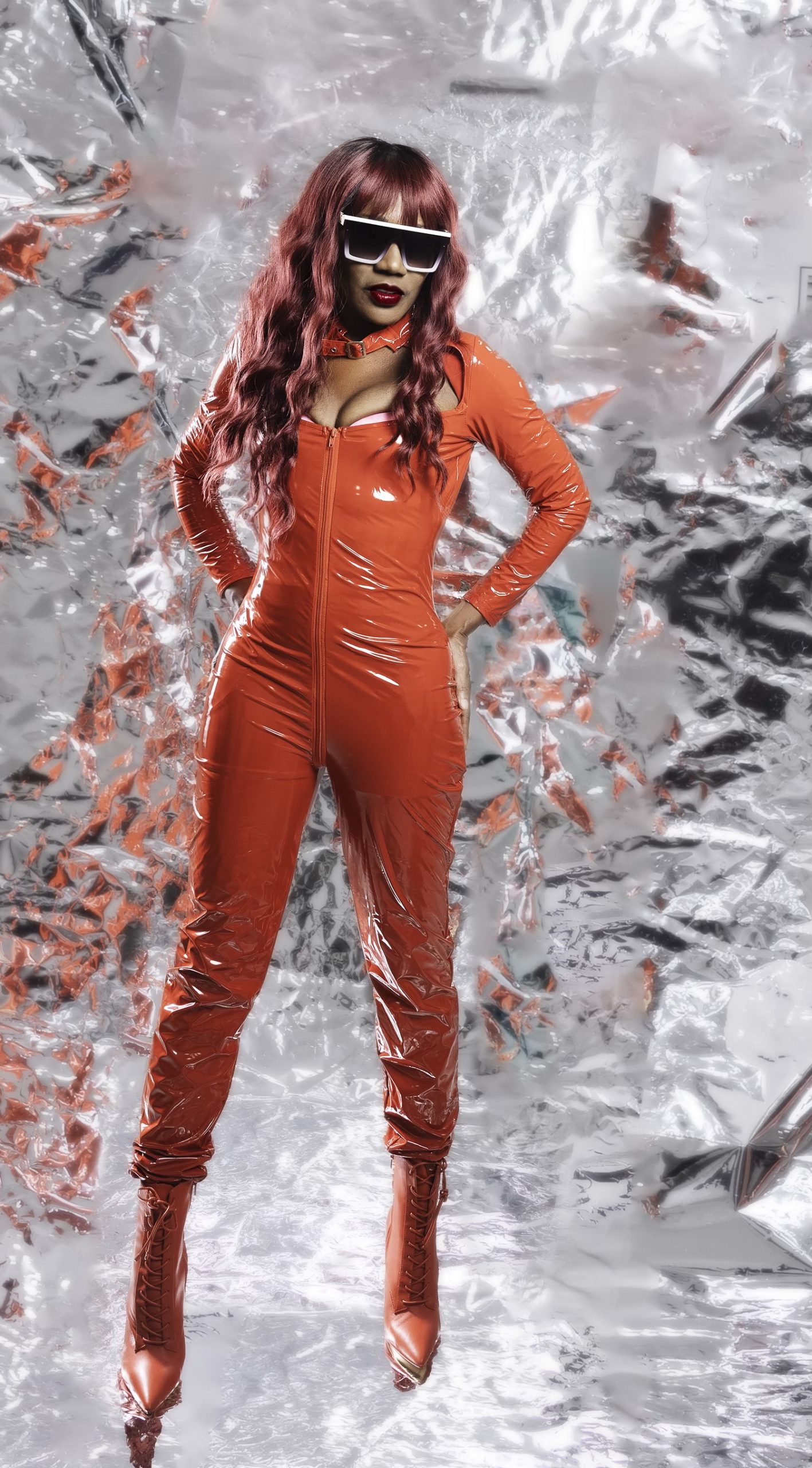 #1 On The iTunes R&B Charts: Sofi Saint’s “KID Knock it Down”