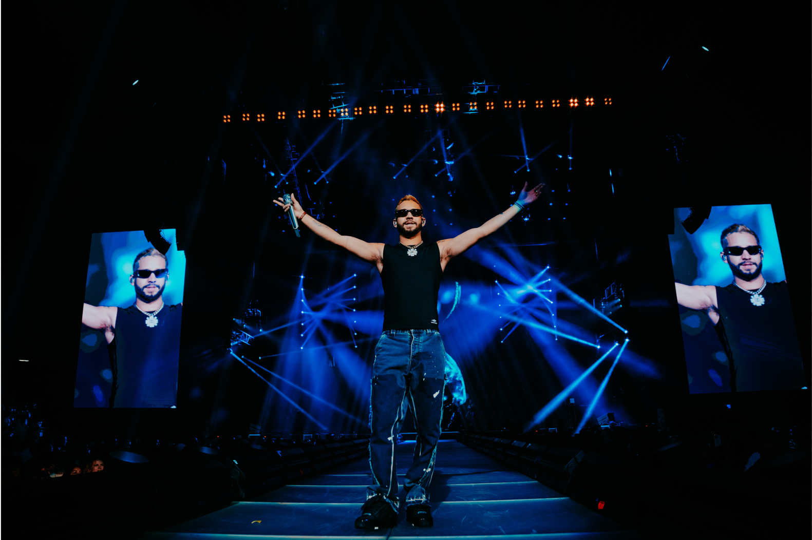 Mora Conquers the Coliseo de Puerto Rico, with three Sold-Out Nights