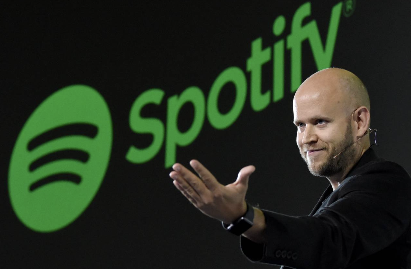 Spotify's Unfair Play:  The Struggle for Independent Artists in an Unbalanced Music Industry