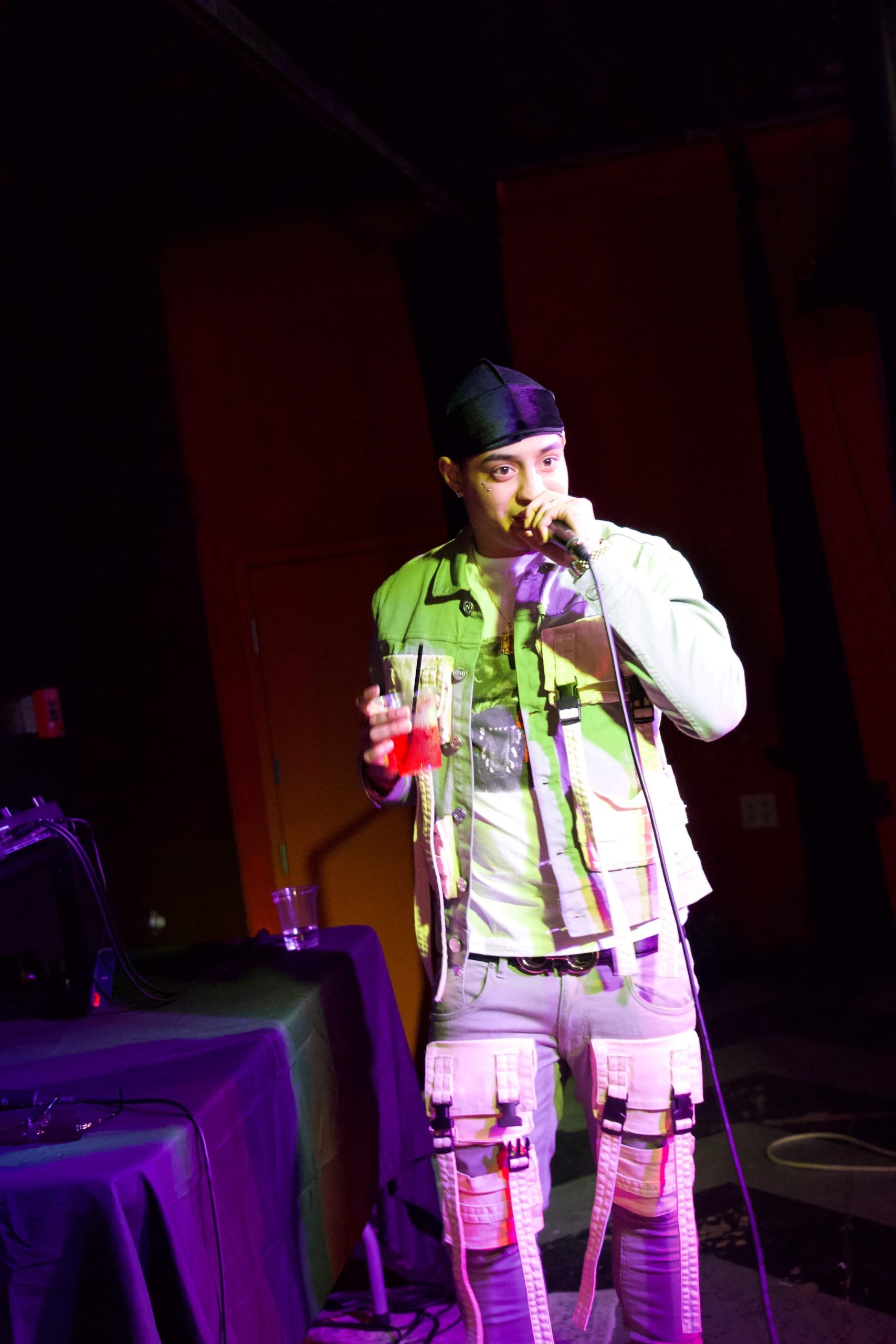 Cico Gee – “Stuck On You”