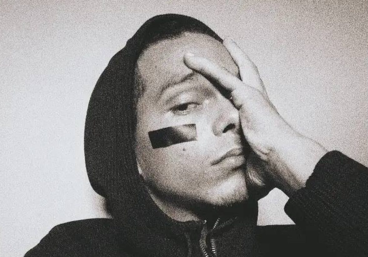 Jake Liam Creates Innovative Music With His Unique Vocals