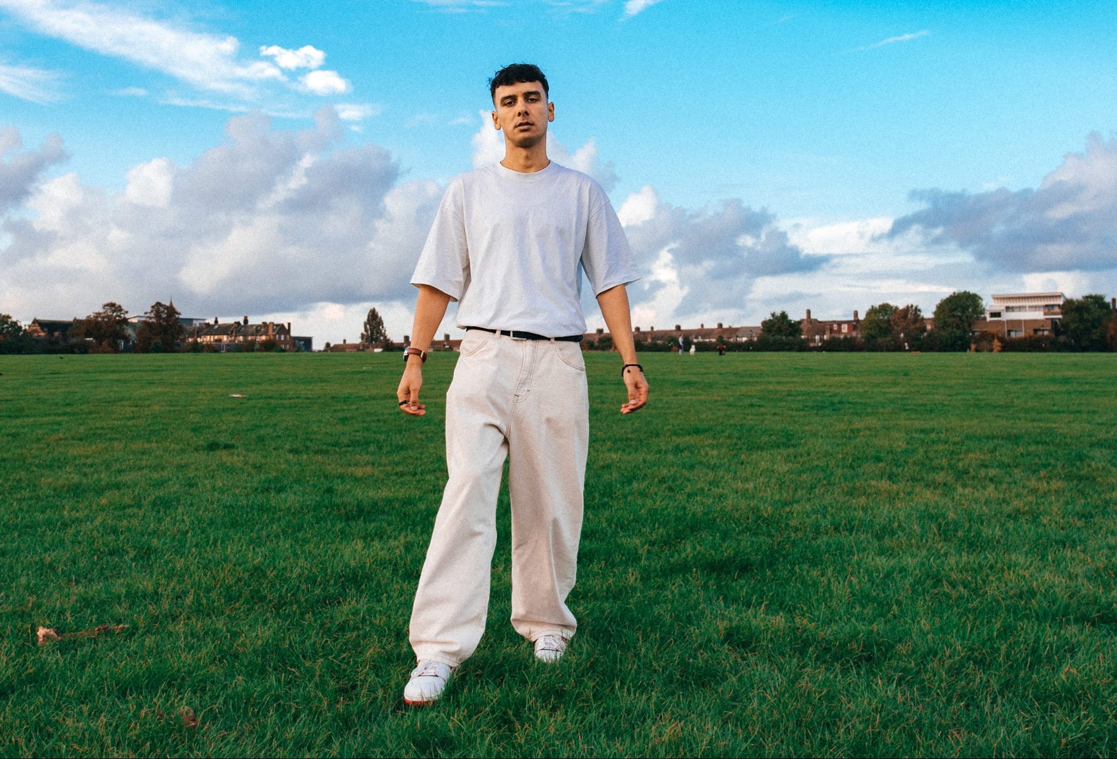 Noah Bouchard Unveils Rich Debut Album ‘Love Of My Life’