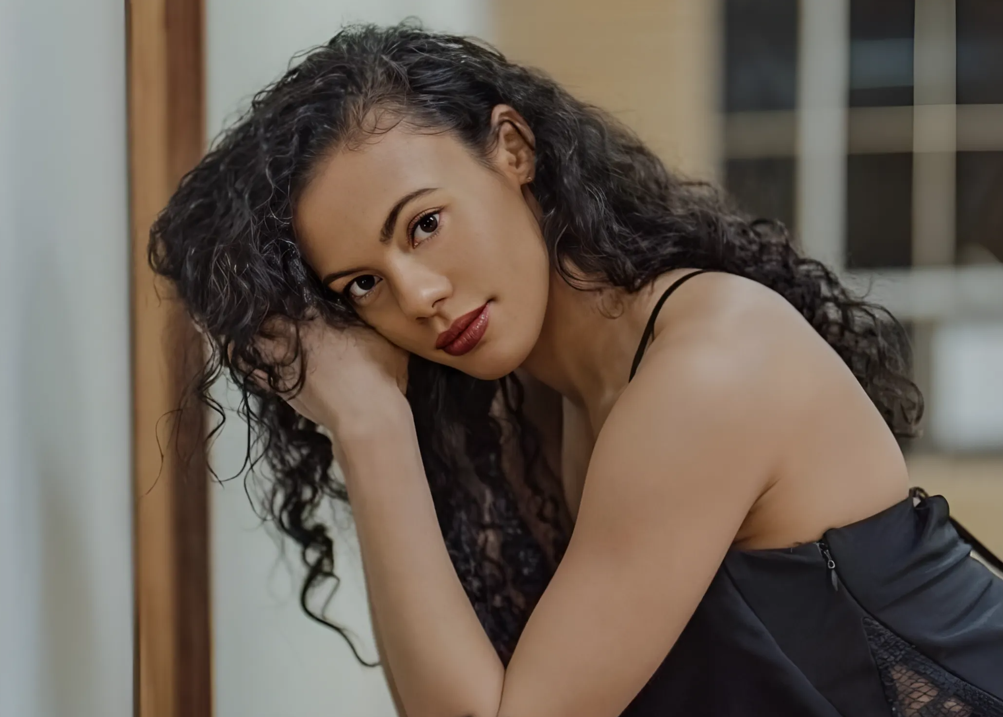 R&B Sensation Gabrielle Lynn Unveils Soul-Stirring Single 'Life’s Been Crazy' Produced by Grammy-Winning DeMario Bridges