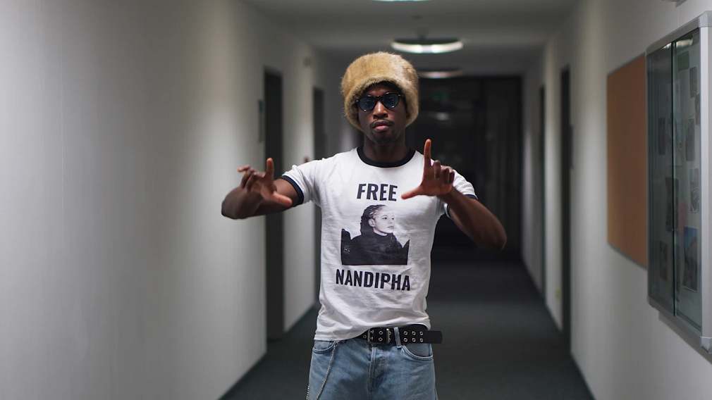 Vergil – “So in Love/Free Nandipha”