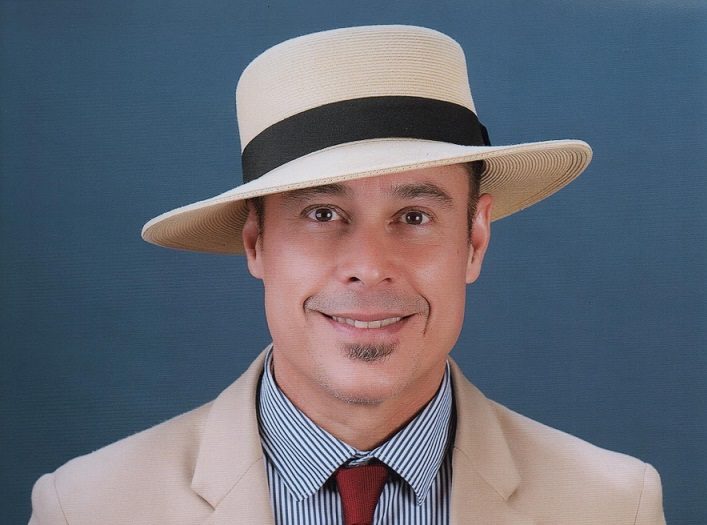 Mendez Machin – “SANTEADO”