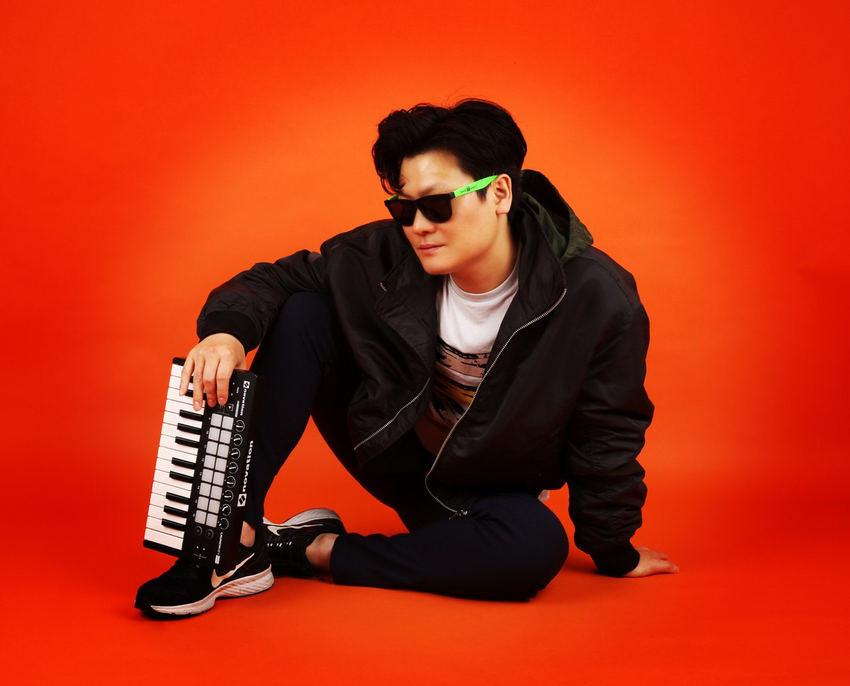 Original Sounds that Cross Boundaries: New Music Experiences Created by DXWAVE
