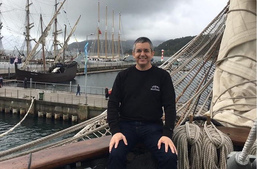 Meet Guilherme Ferrão: The Portuguese Poet Turning Emotions into Music