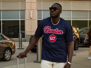 V5Dmelody: Rising Through Adversity, Redefining R&B & Hip-Hop