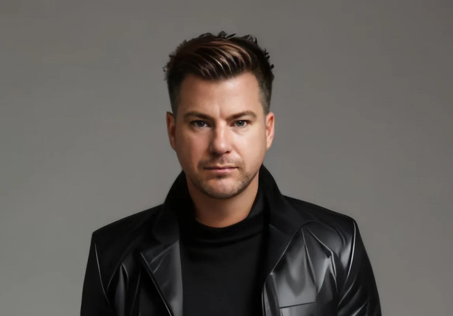 Sean Delaney’s “Saturday Sizzler” Sparks a Musical Movement