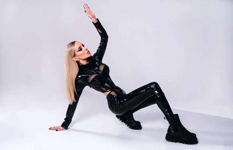 Karry G: A Crossroad of Challenges and Triumphs in the World of Electronic Music