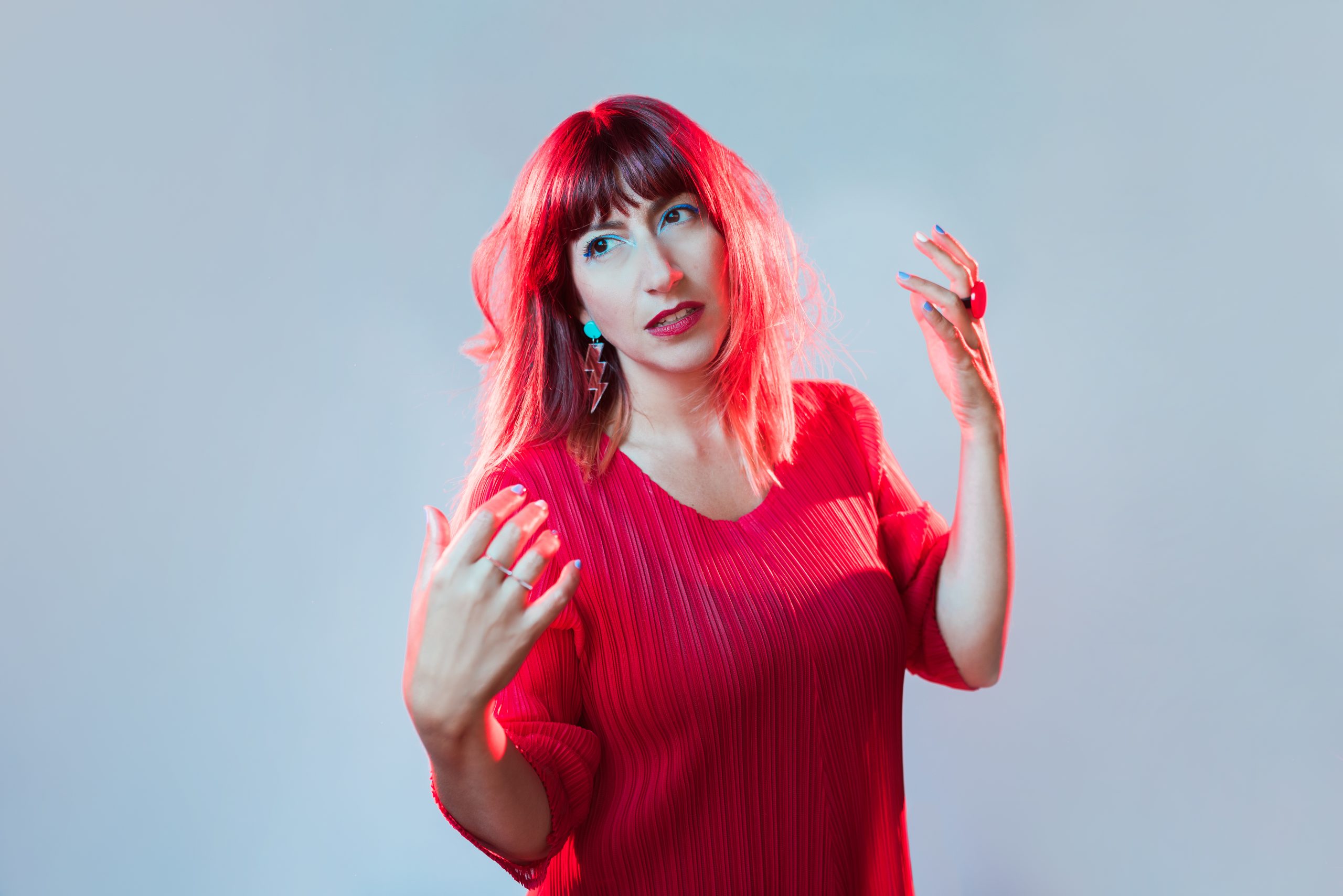 WUNDER BETA Unveils Heartfelt Electro-pop Anthem ‘Waiting Here’