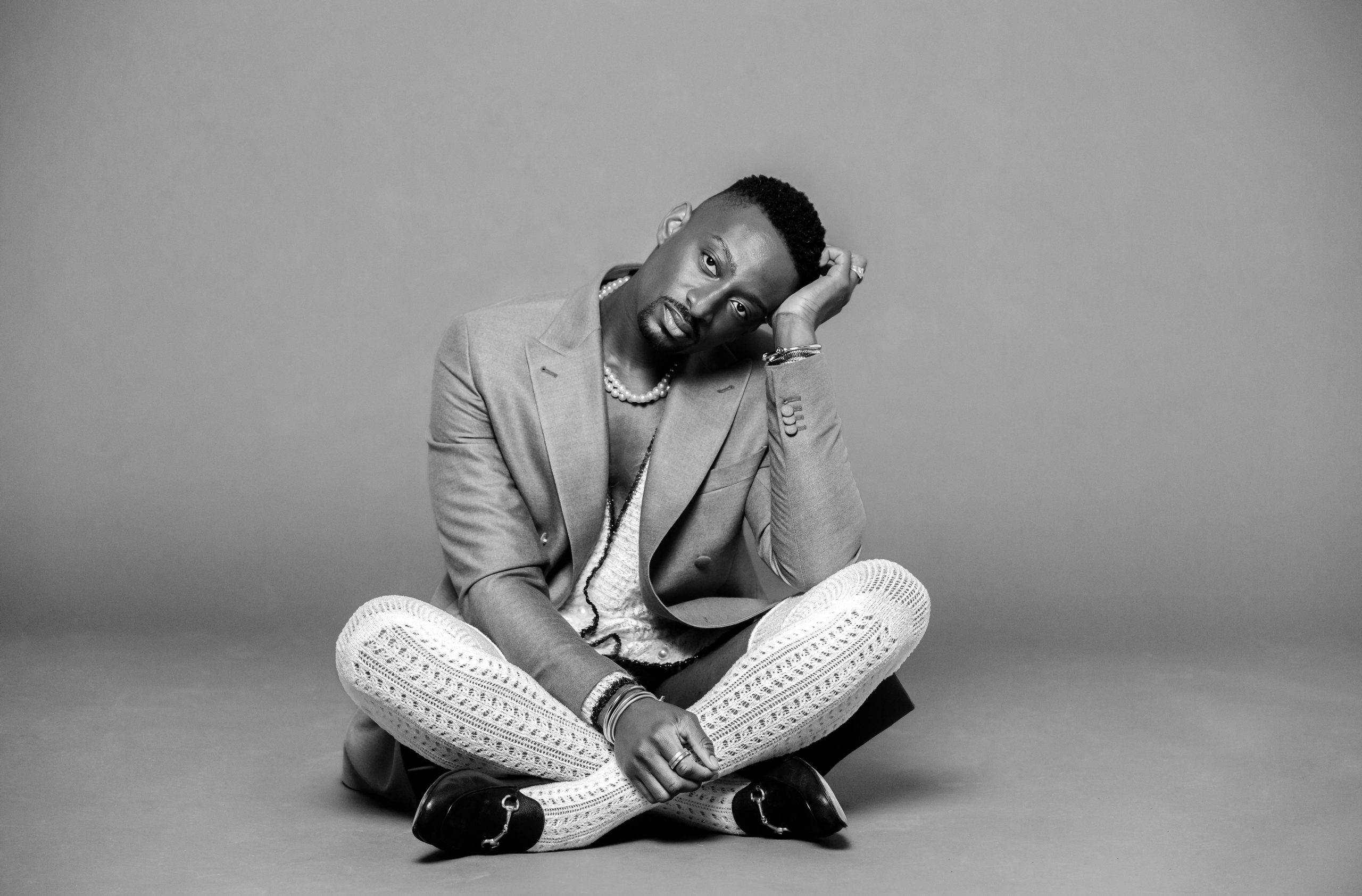 Aeolus White Turns Pain Into Power on Emotionally Charged EP ‘outcry’