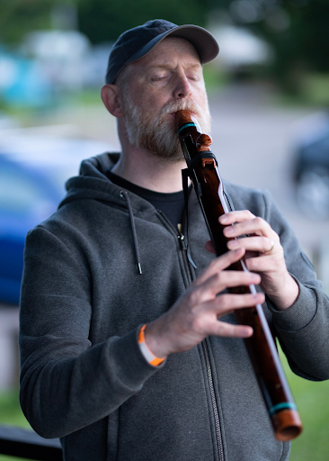 Steven Newton Is Making Music That Helps You Breathe Easier