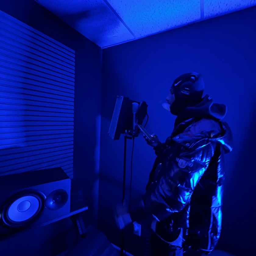 MoeKarti Releases Captivating New Single “Grind”