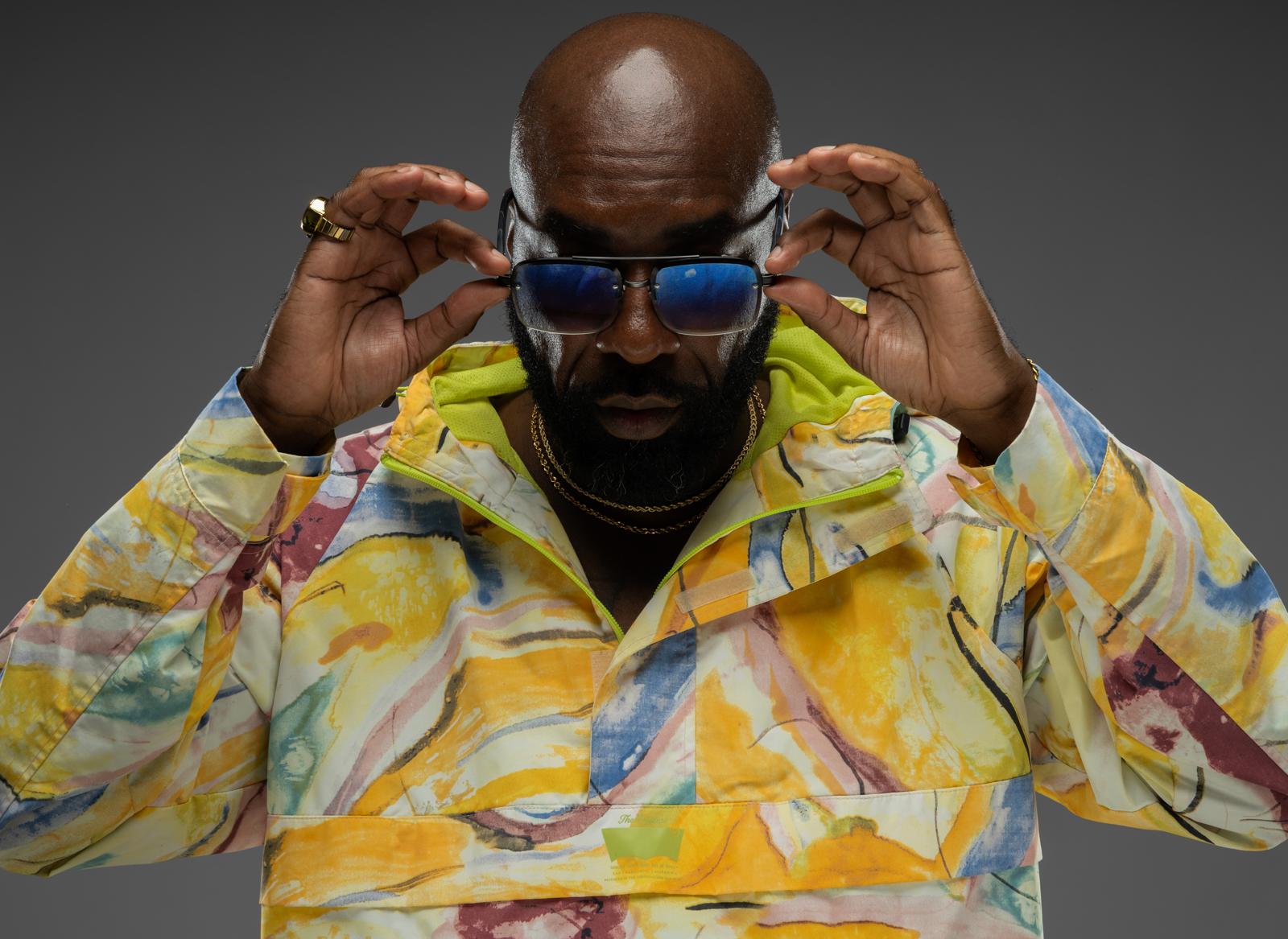Open Face Returns with Smooth Single “Spend It All”