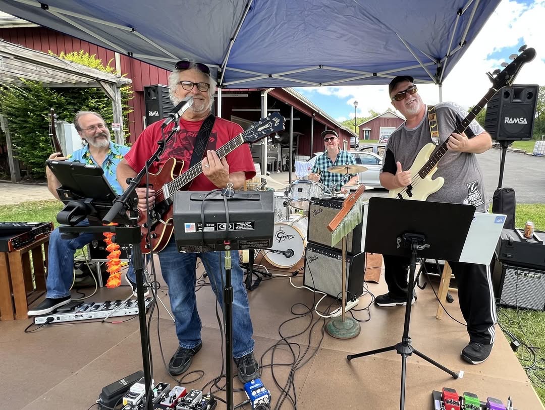 Wellsville, New York Welcomes The Mystic Twangers for a Memorable Night of Music, Raffle Giveaways, and Community Art