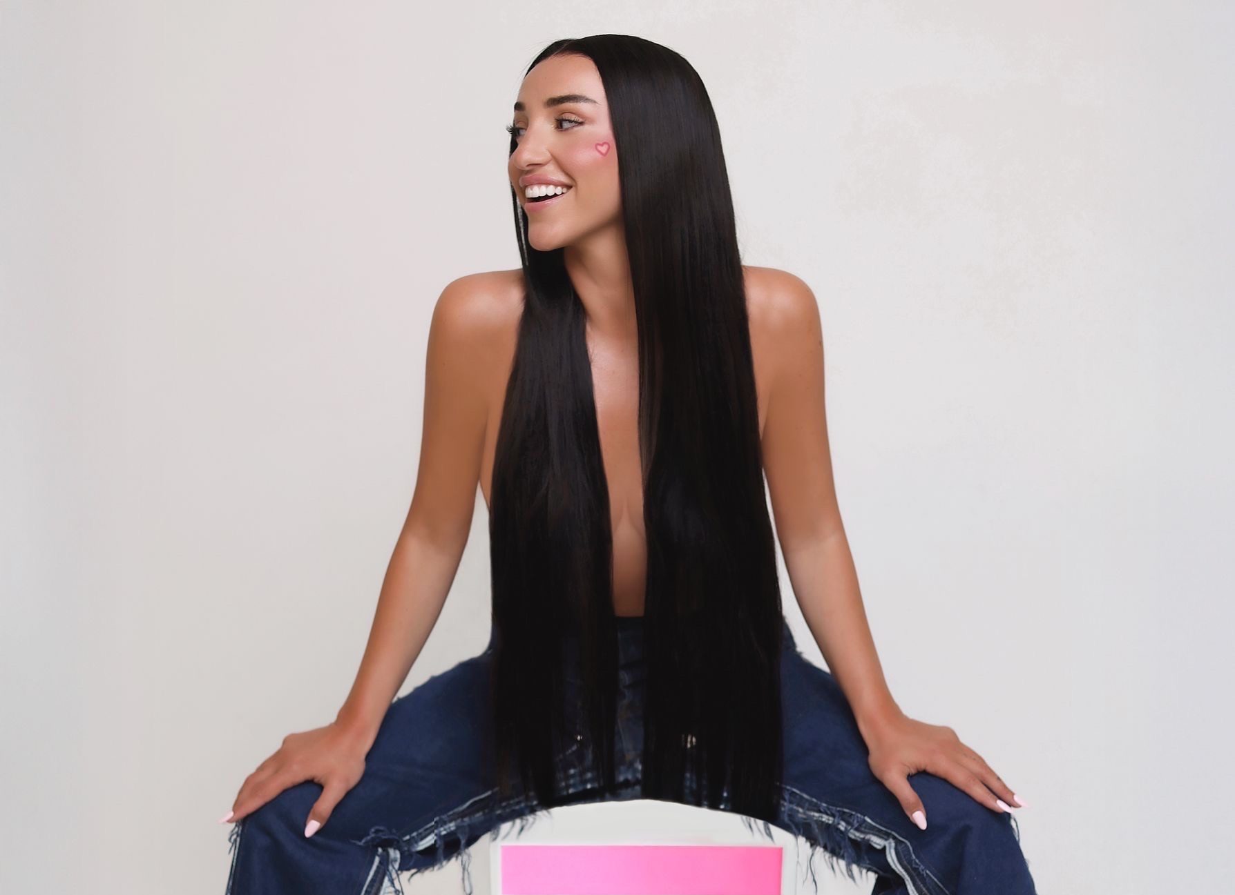 Nutsa Drops High-Energy Summer Anthem “All My Life”