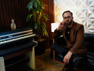 Trevy James' Love-Tinged Reggae-Soul Single ‘(Let Me Tell You ‘Bout) What I See’