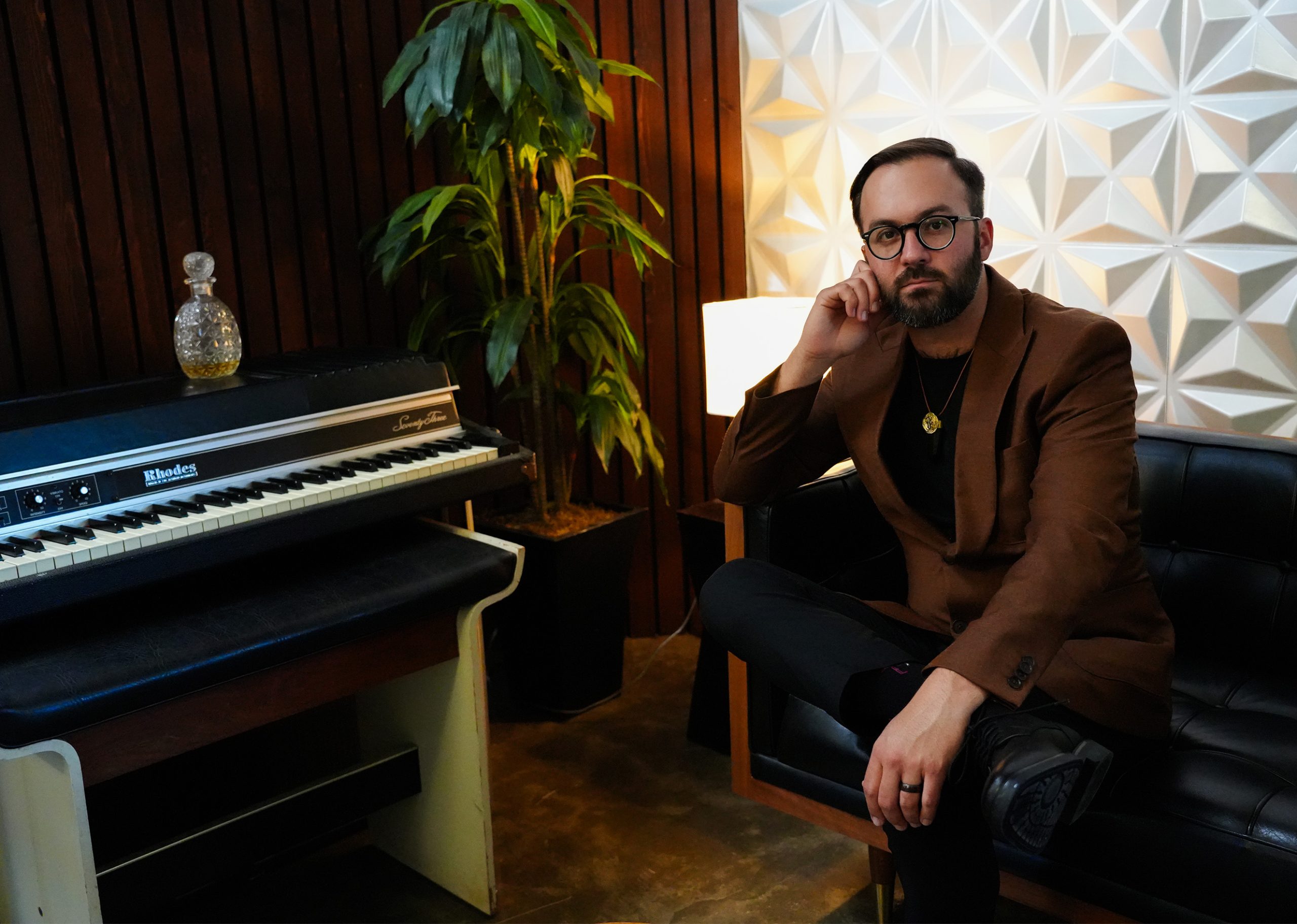 Trevy James’ Love-Tinged Reggae-Soul Single ‘(Let Me Tell You ‘Bout) What I See’