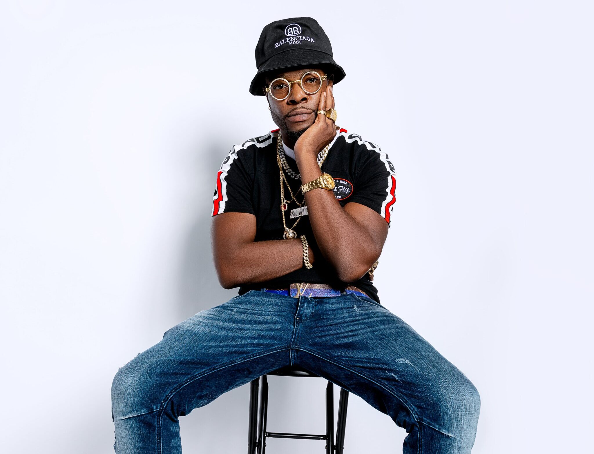 Black Fanfan Ignites Global Dance Floors with Out of My Way