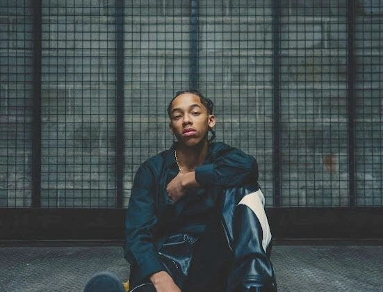teen R&B artist Praxton