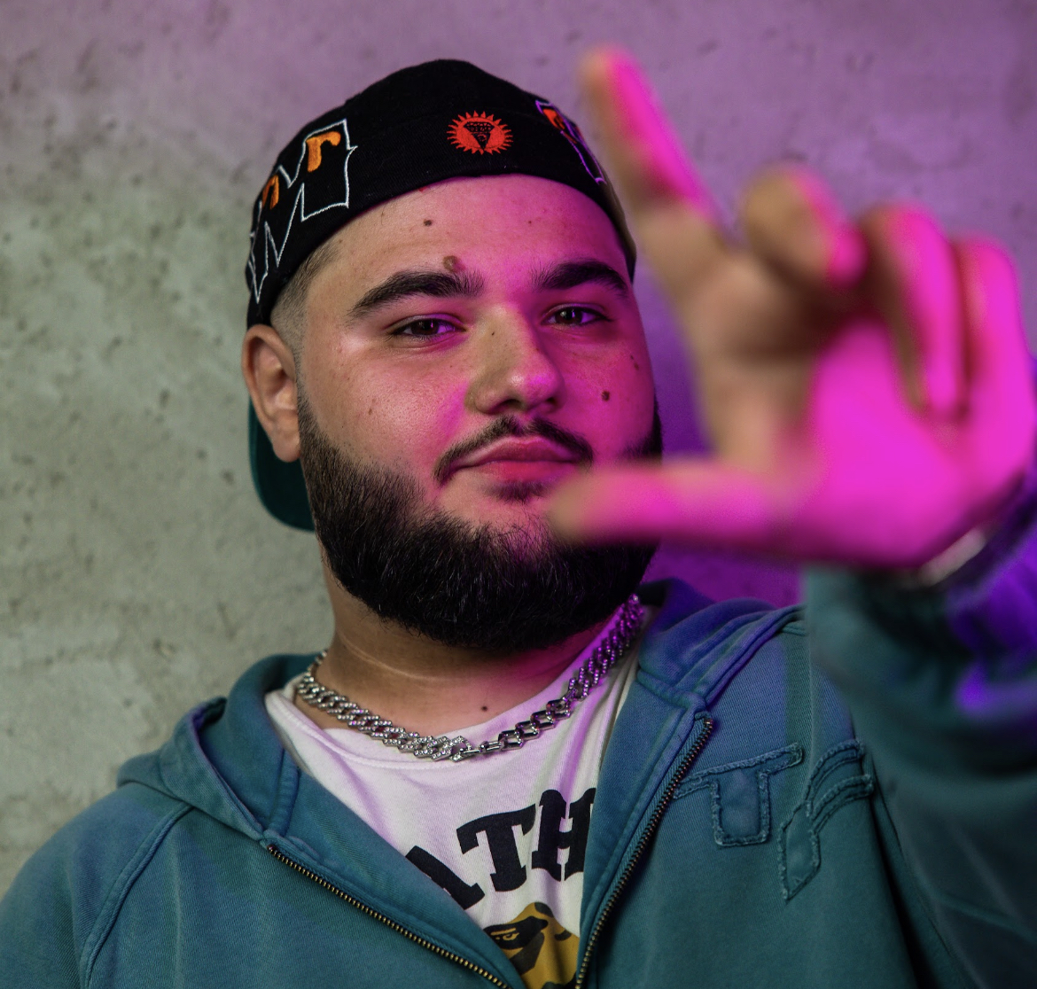 Kantuftw: From Bedroom Studios to Sharing Stages with Legends