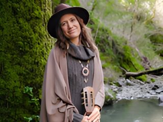 ​Kimberly Kai Ignites Joy with “Sing Me Dance Me