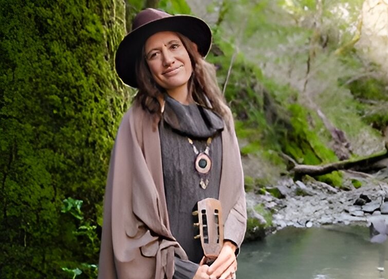​Kimberly Kai Ignites Joy with “Sing Me Dance Me