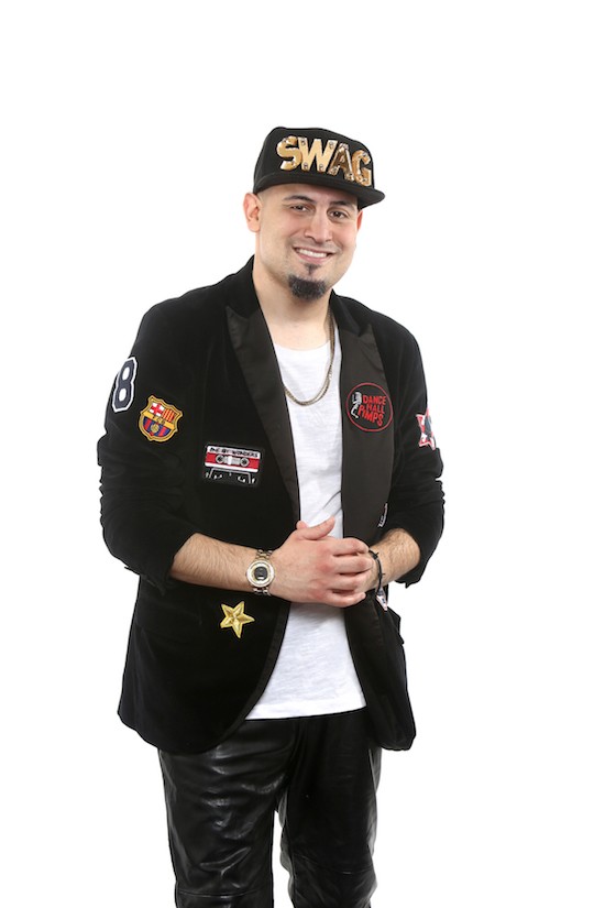 Singer Lovari Fires Back at Jimmy Kimmel After Being Mocked, Issues Wrestling Challenge