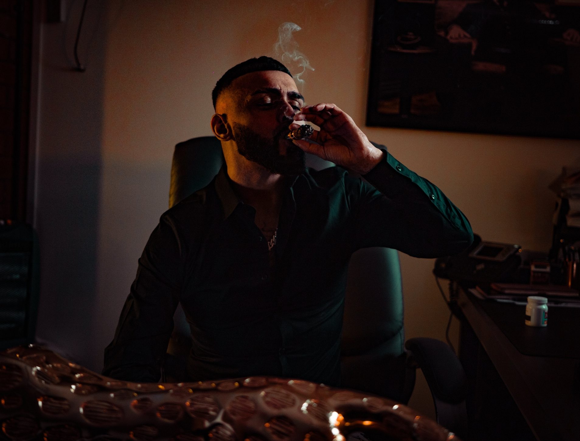 Ceazaa Crowns His Arrival With Powerful Debut “Rajas”