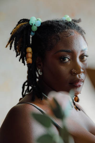 Temi T Redefines Vulnerability with “Painted Intentions”