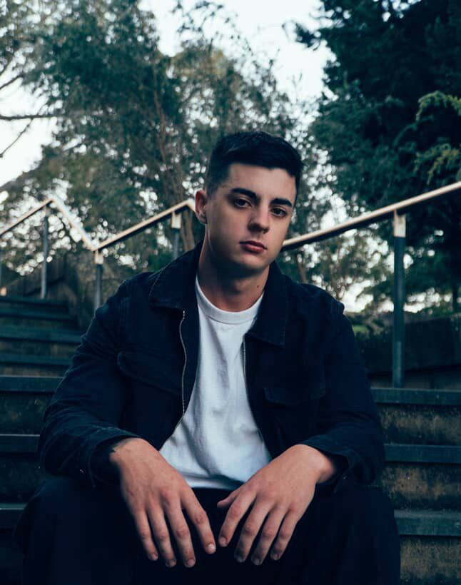 “Jakk: From Self-Taught Beginnings to a Rising Voice in Melodic Rap and Pop”