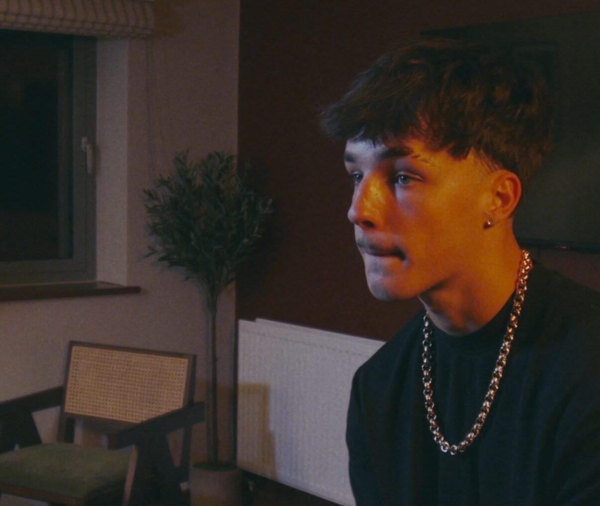 Alfie Haile Ignites a New Era of R&B with His Seductive New Single “Tell Me”