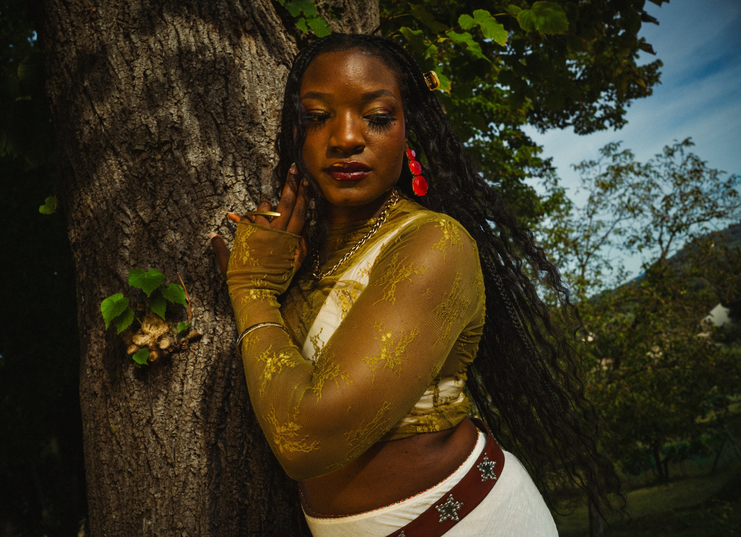 Sadé Awele Releases Infectious Afro-soul Anthem ‘These Feet’