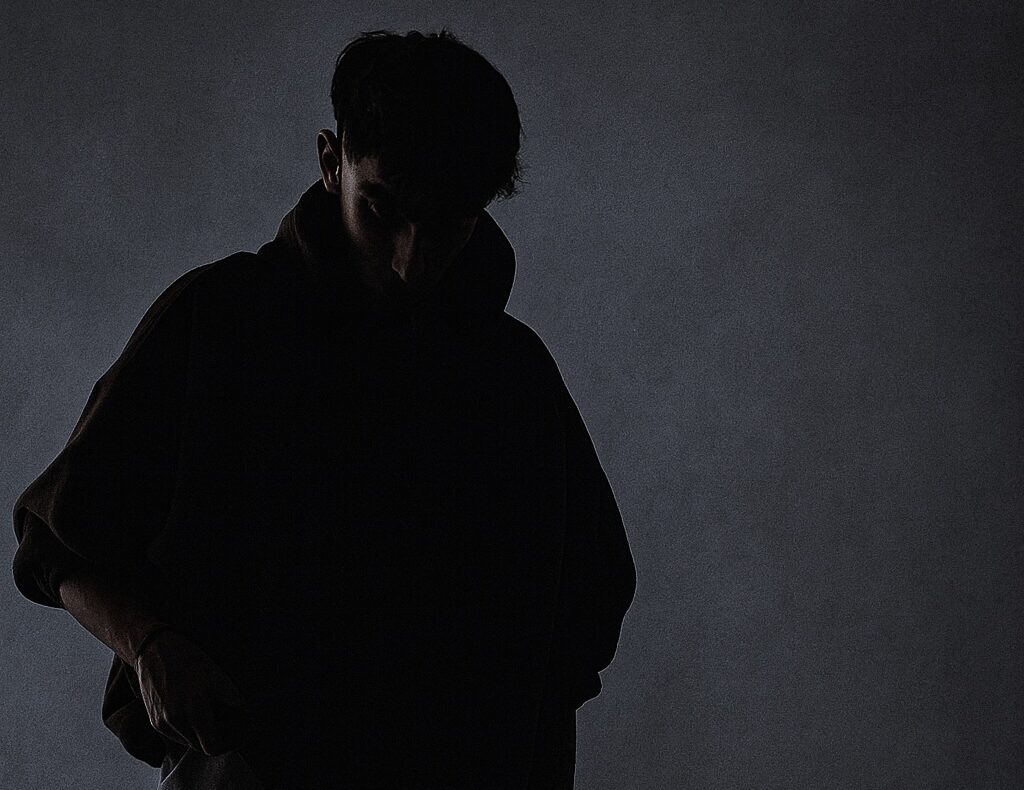 MAIK Captures Emotion and Resilience in His Latest Track “Give Me One Chance”
