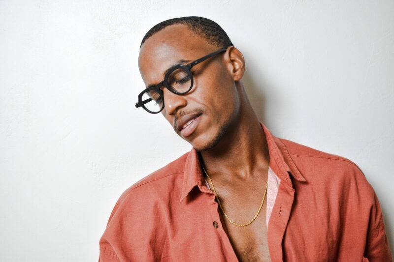 Zov.yay Dpotlights Dynamic New Hip-hop Single ‘Table Talk’