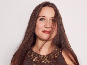 Between Screens and Songs: Vera Weber’s Transatlantic Rise