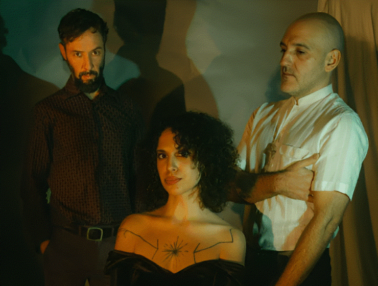 Alternative Meets Groove: chinachinachina’s Emotional Debut