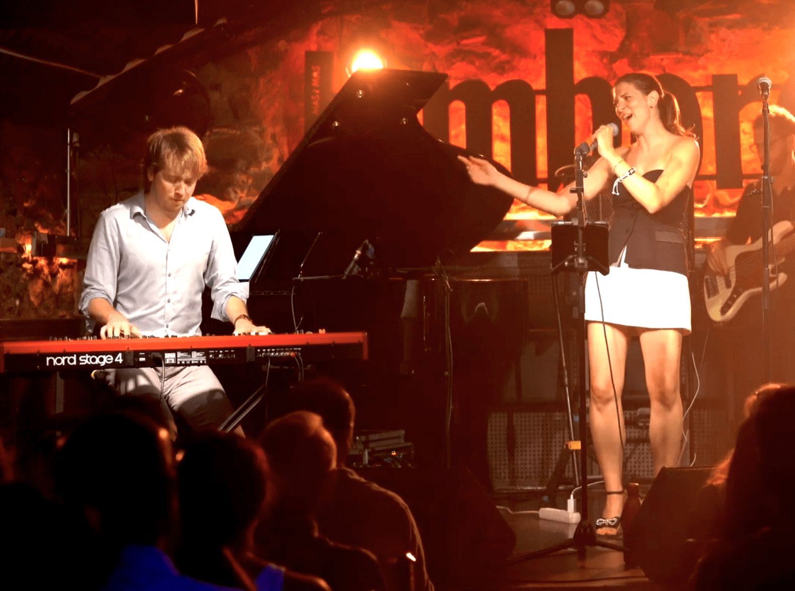 Jazz Elegance Meets Pop Sophistication in Luminosos’ ‘3-2-1’