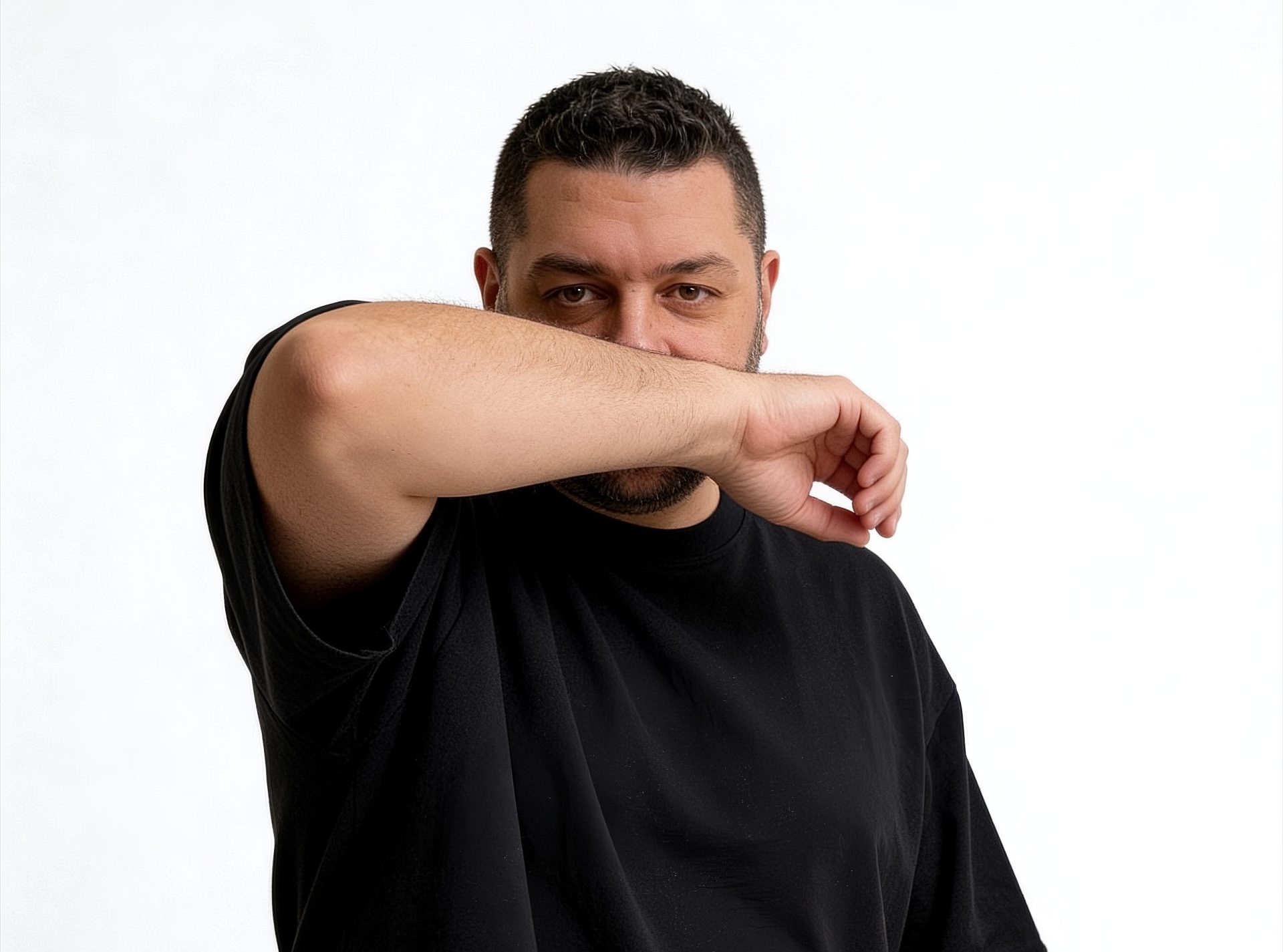 Stavros Zacharias Delivers His Most Ambitious Work Yet with Star-Studded Album “ROYAL CIPHER”