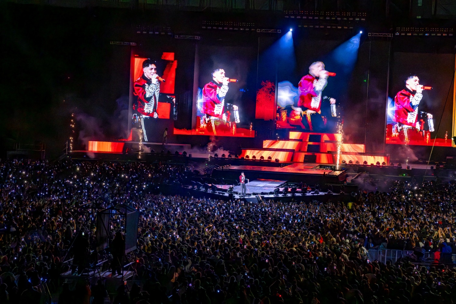 A Defining Night for Latin Urban Music: Cris MJ Turns Estadio Nacional into a Global Stage