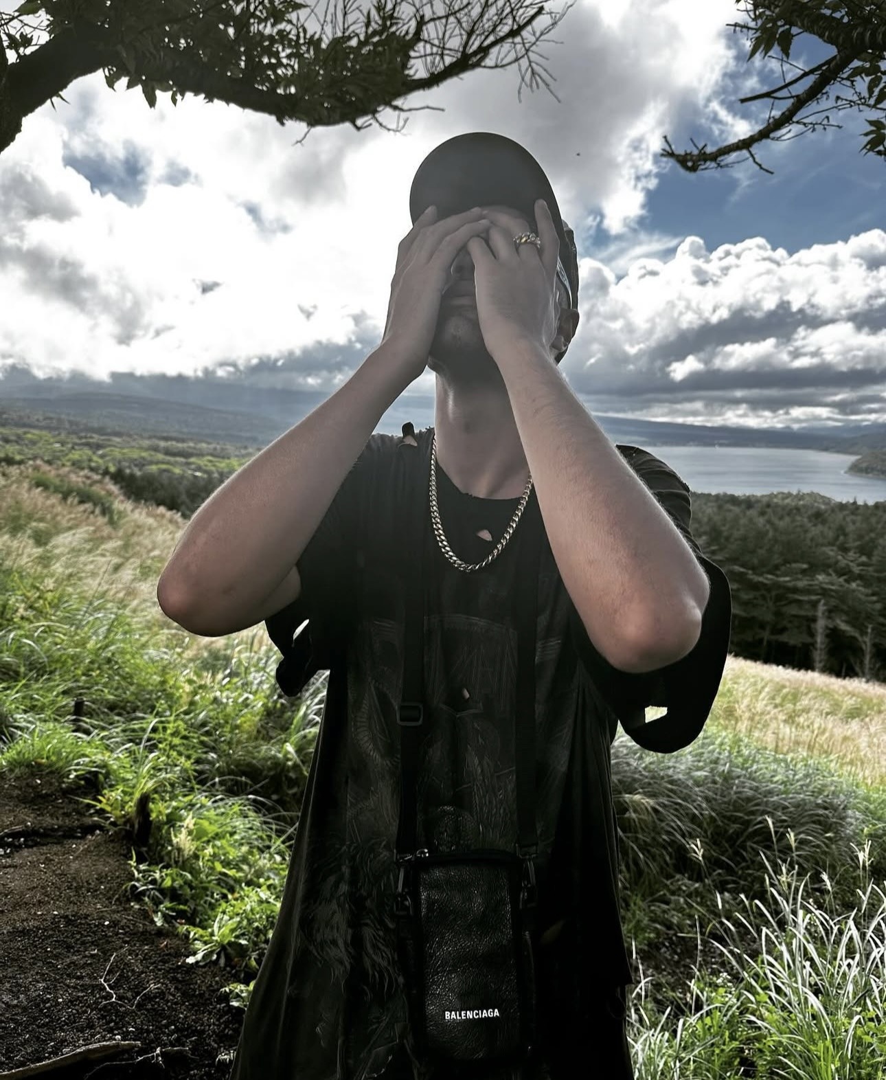 CJ Stowklyn Breaks Down Instinct-Driven Creativity and the Making of “FACETIME”