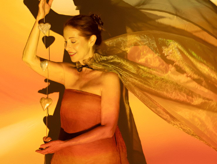 Irem Bekter Drops New Single “Miscommunication (Lost In Transmission)”