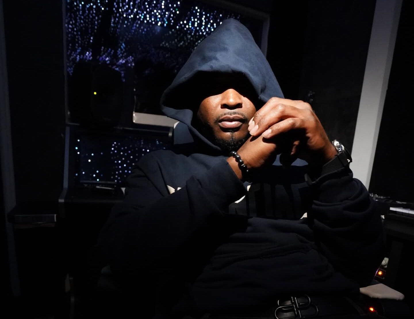 King Champion Delivers Raw Energy on New Single “TRAFFIC”