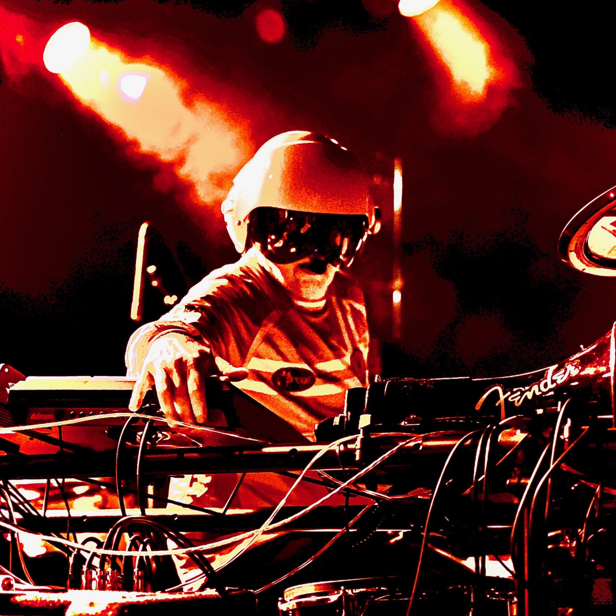 Los Angeles Artist Warlander Is Redefining What a Solo Live Performance Can Be